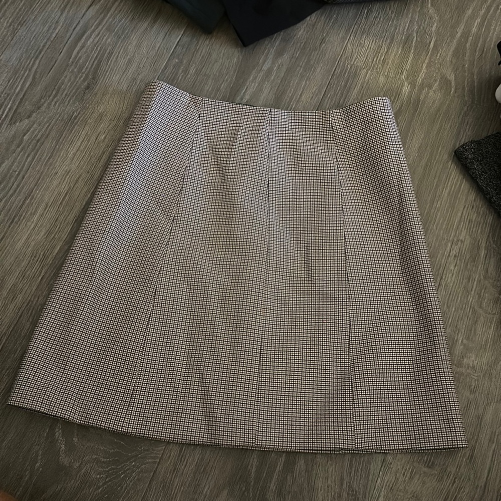 Babaton NWOT pencil plaid skirt size 8